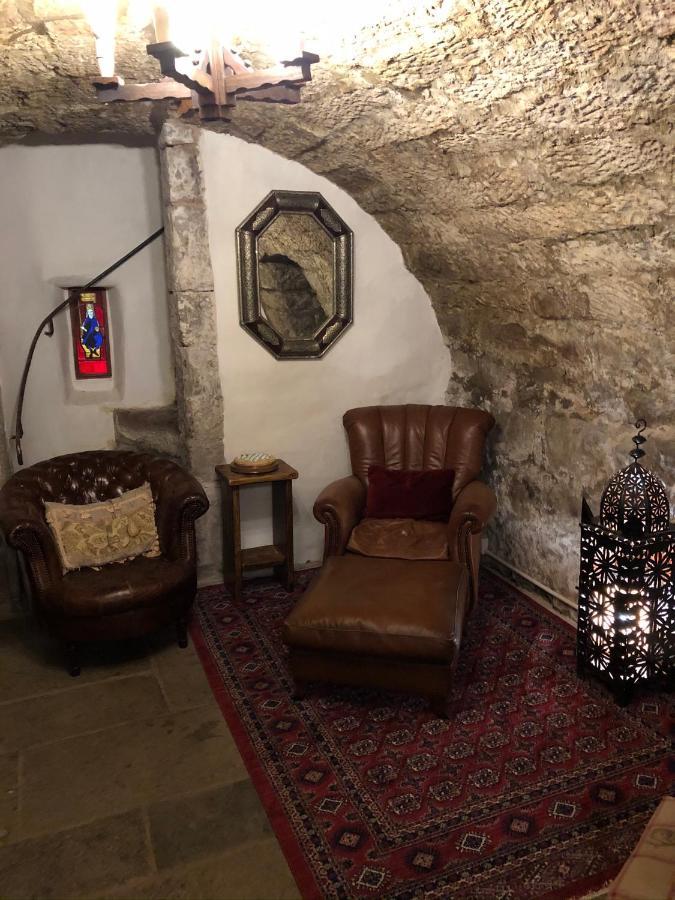 גורוק Castle Levan מראה חיצוני תמונה